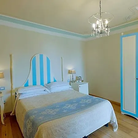 Hotel Palazzo Pischedda 3*