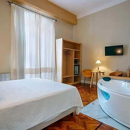 Palazzo Pischedda فندق بوسا